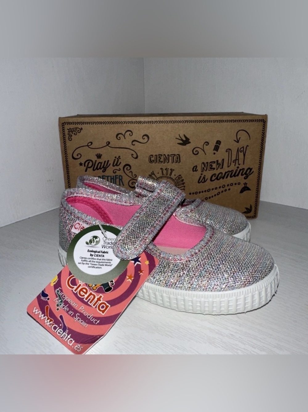 Cienta Toddler Mary Jane Shoes US Sz 6.5 EU 23 Multicolor Rainbow Sparkle NIB
